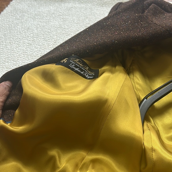 🆕Brooks Brothers Woolen Brown Blazer with Notched Lapels and Textured Fabric - Picture 7 of 12